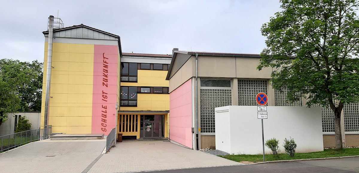 Wärmeversorgung der Grund- und Mittelschule Speichersdorf